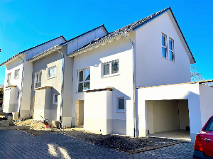 Neubau Reihenmittelhaus, Schlüsselfertig in zentraler, ruhiger Lage von Hohberg