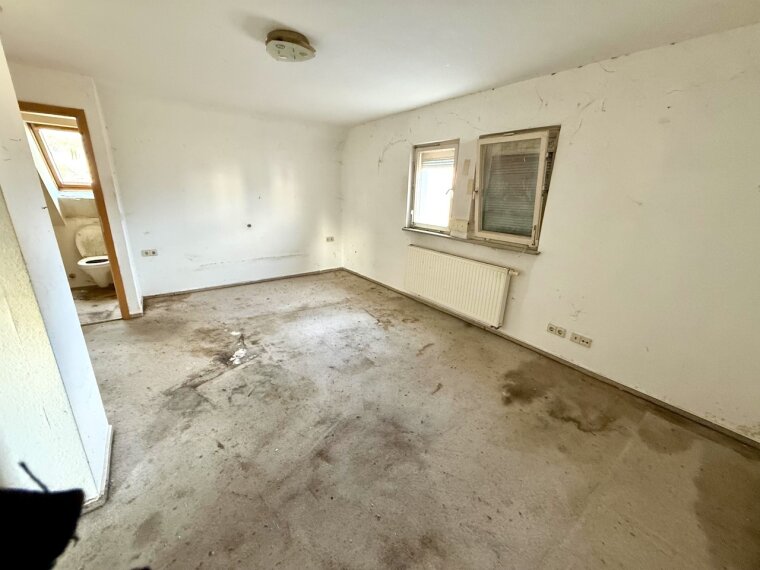 Zimmer OG mit Toilette