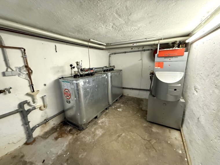 Heizung und Öltanks