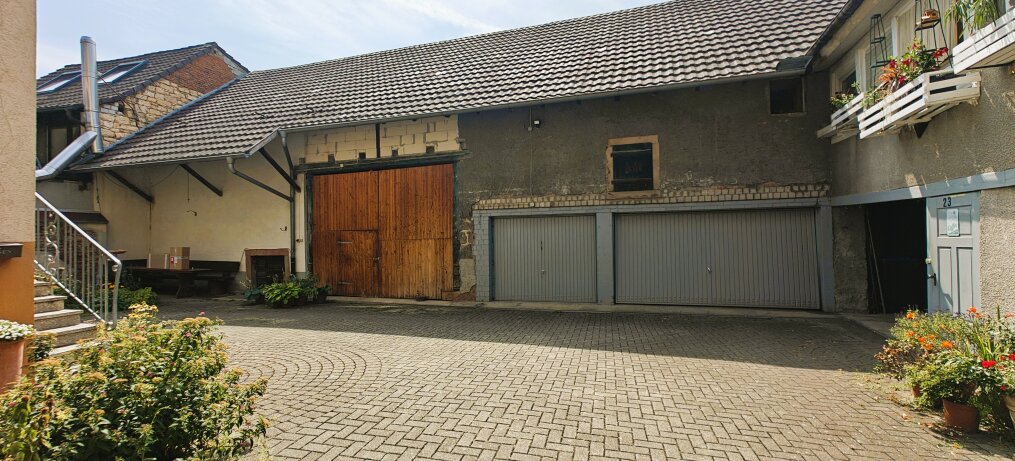 Scheune/Garage